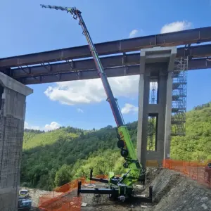 🔥Gru compatta cingolata BG LIFT M4000 – potenza, precisione e agevolazioni fiscali 🔥